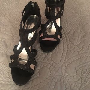 Black glittery heels
